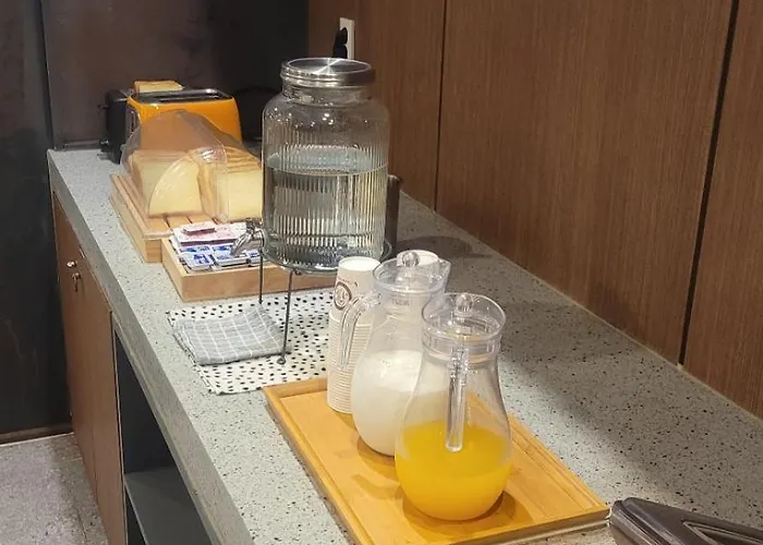 Brown-dot Gupo Hotel Busan