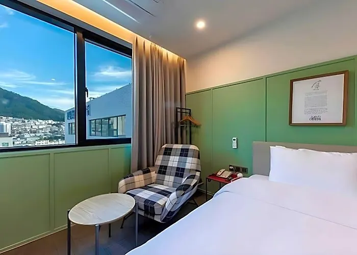 Brown-dot Gupo Busan