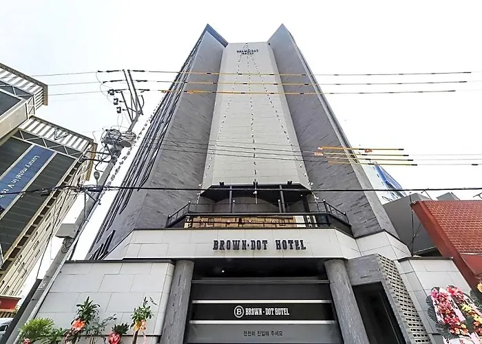 Brown-dot Gupo Hotel Busan